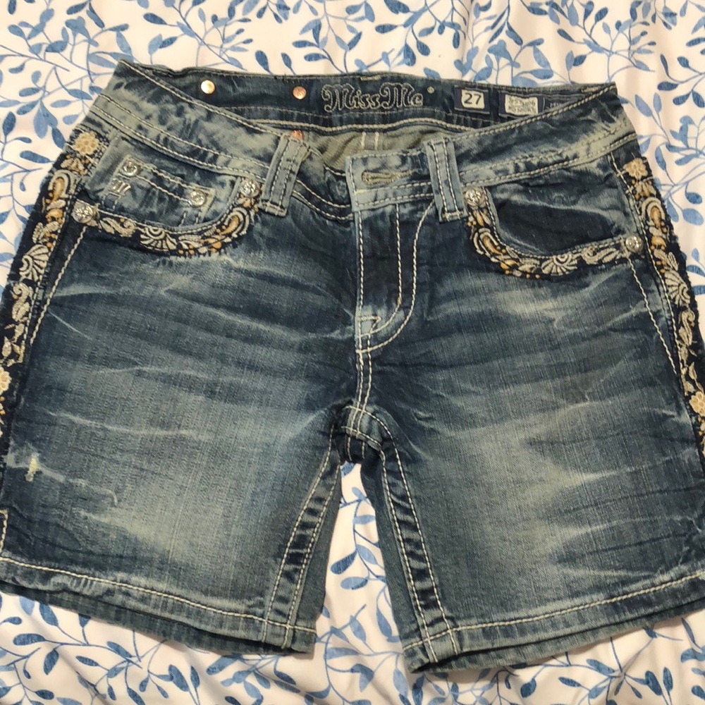 Miss me jean shorts